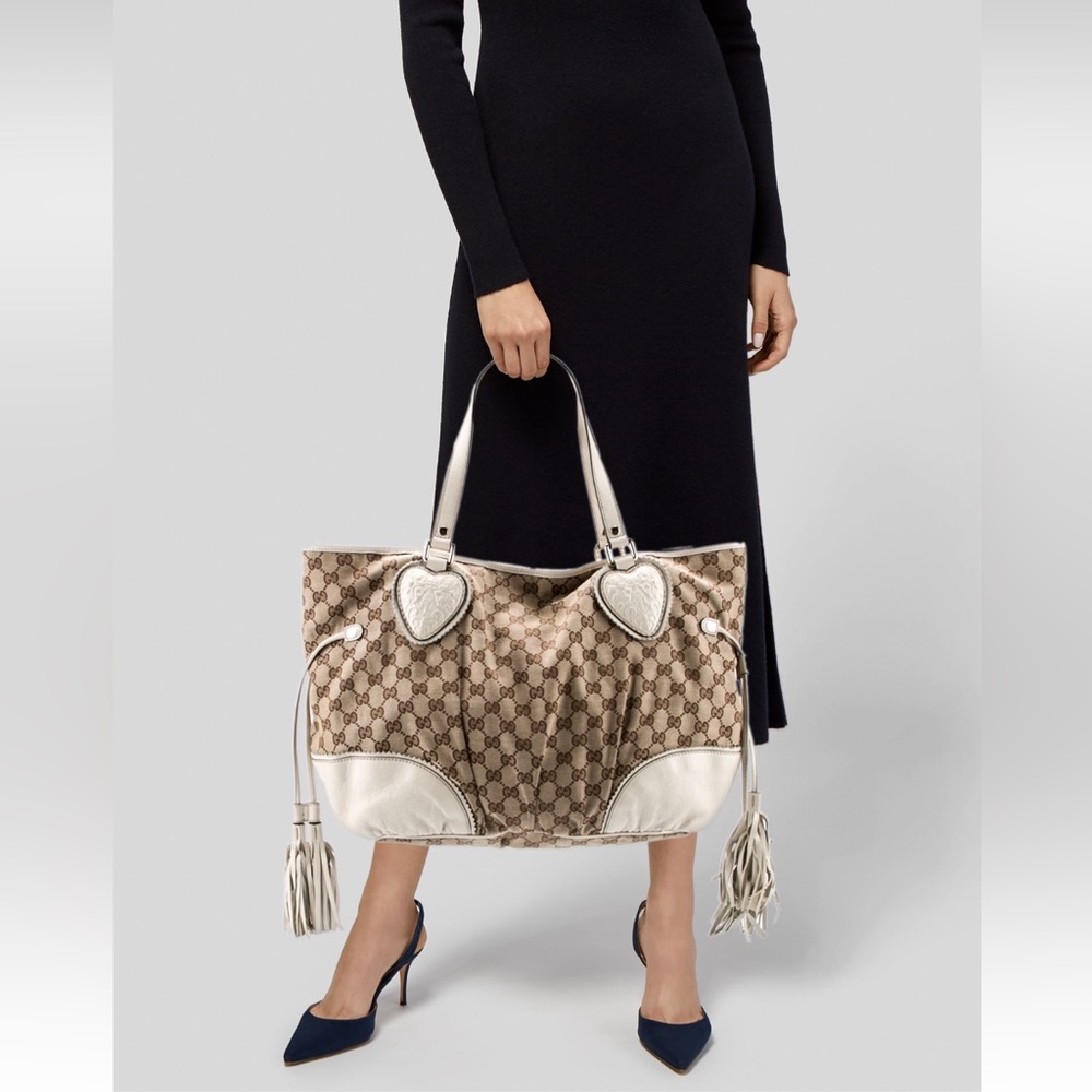 Authentic GUCCI Tribeca Tassel Tote Bag
GG Canvas Leather in Off White